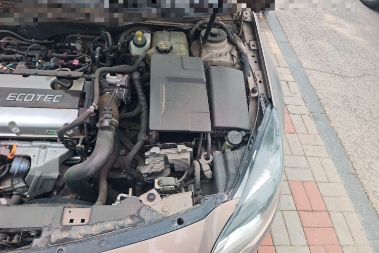 Used Buick Regal 2015 1.6T Elite Tech Model Engine Bay Left