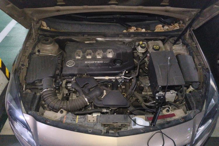 Used Buick Regal 2015 2.0L Leading Fashion Edition Engine Bay