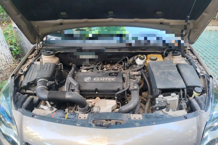 Used Buick Regal 2015 1.6T Leading Technology Model Engine Bay
