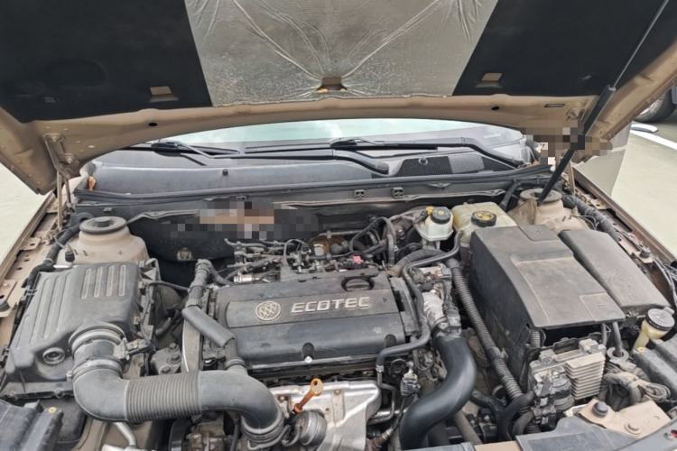 Used Buick Regal 2015 1.6T Elite Tech Model Engine Bay