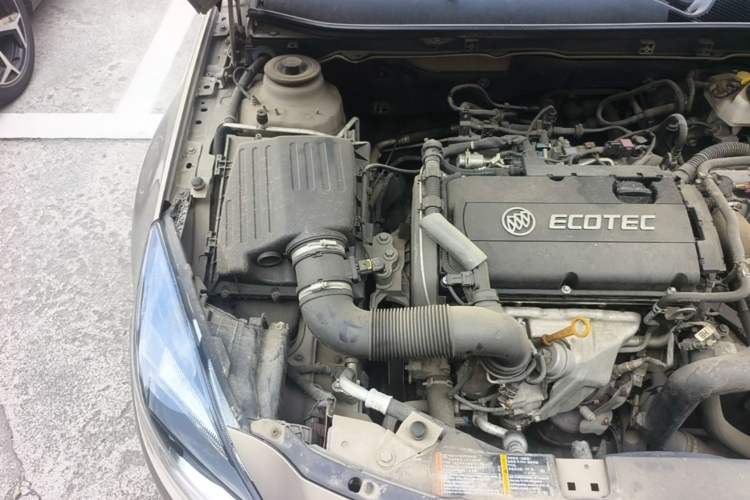 Used Buick Regal 2015 1.6T Leading Technology Model Engine Bay Right