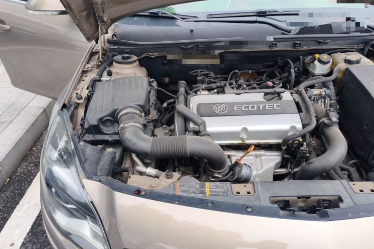 Used Buick Regal 2015 1.6T Leading Technology Model Engine Bay Right