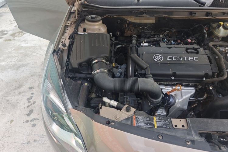Used Buick Regal 2015 1.6T Elite Tech Model Engine Bay Right