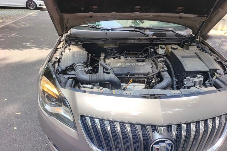 Used Buick Regal 2015 1.6T Elite Tech Model Engine Bay Right