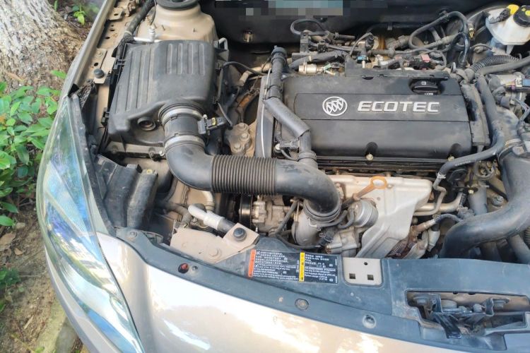 Used Buick Regal 2015 1.6T Leading Technology Model Engine Bay Right