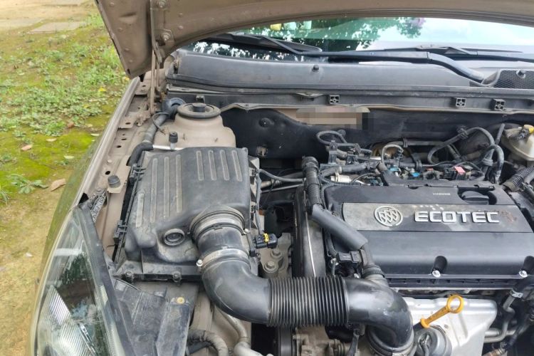 Used Buick Regal 2015 1.6T Leading Technology Model Engine Bay Right