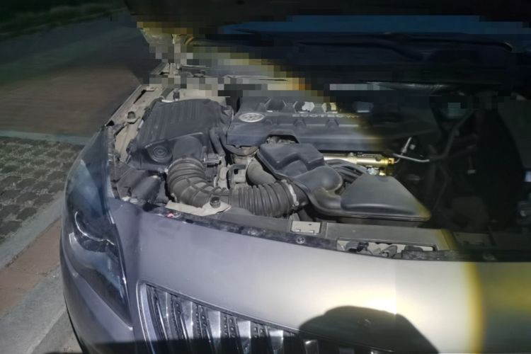 Used Buick Regal 2015 2.0L Elite Fashion Edition Engine Bay Right