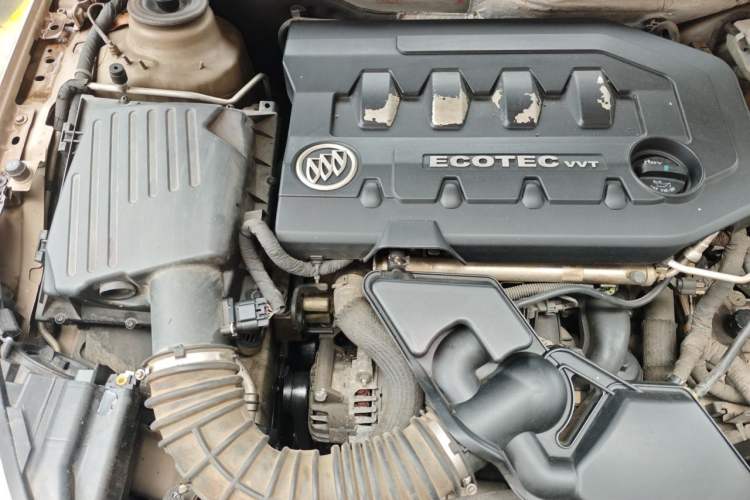 Used Buick Regal 2015 2.0L Leading Fashion Edition Engine Bay Right