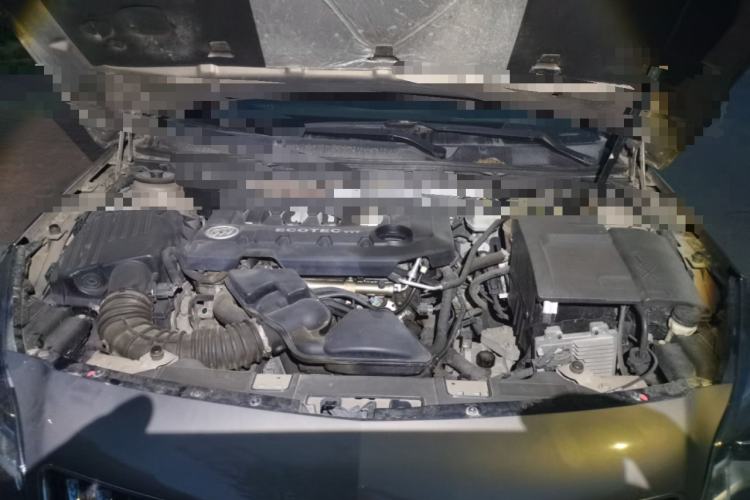 Used Buick Regal 2015 2.0L Elite Fashion Edition Engine Bay