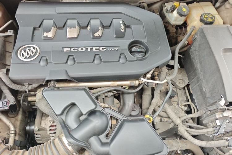 Used Buick Regal 2015 2.0L Leading Fashion Edition Engine Bay