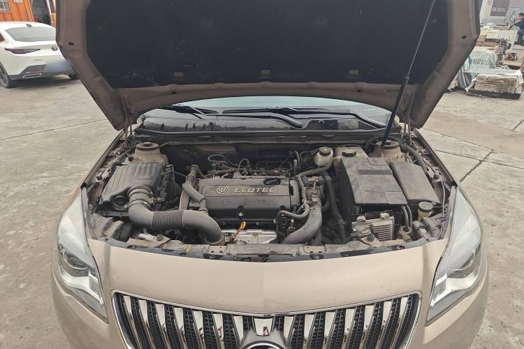 Used Buick Regal 2015 1.6T Leading Technology Model Engine Bay