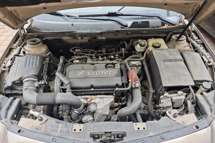 Used Buick Regal 2015 1.6T Elite Tech Model Engine Bay