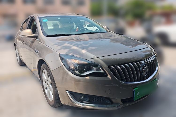 Used Buick Regal 2015 2.0L Leading Fashion Edition Exterior 2