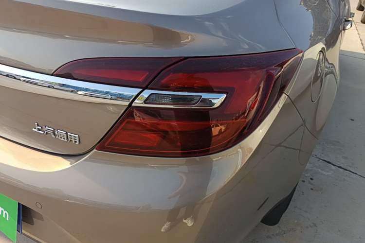 Used Buick Regal 2015 1.6T Elite Tech Model Exterior 3