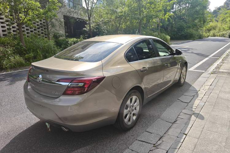Used Buick Regal 2015 1.6T Leading Technology Model Exterior 3