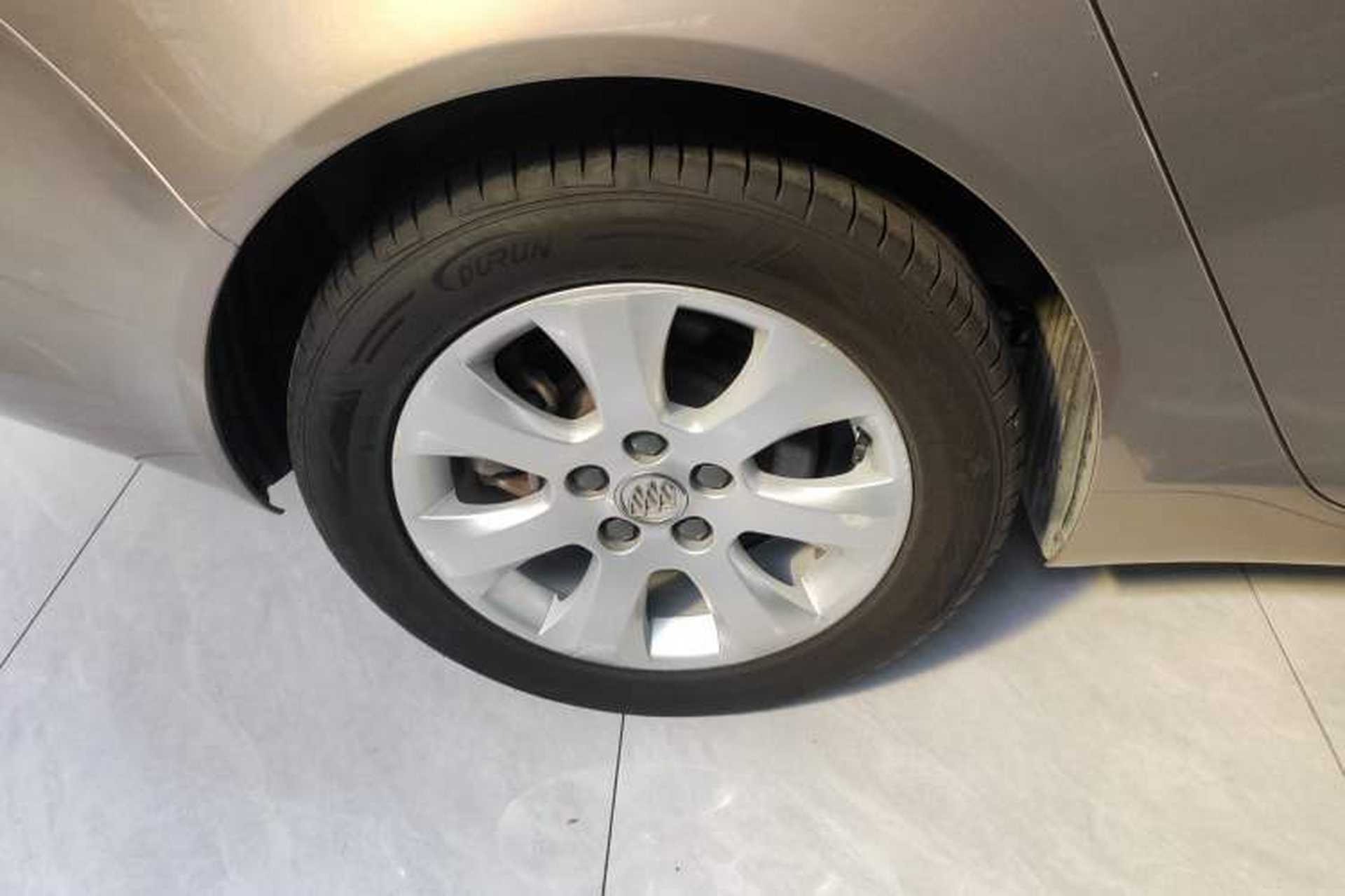Used Buick Regal 2015 1.6T Leading Technology Model Exterior 5