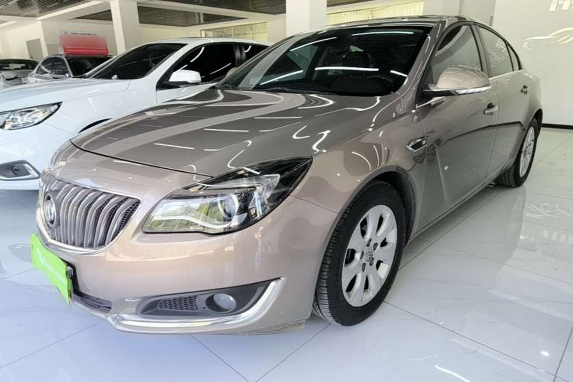 Used Buick Regal 2015 1.6T Elite Tech Model Front Left 45 Deg