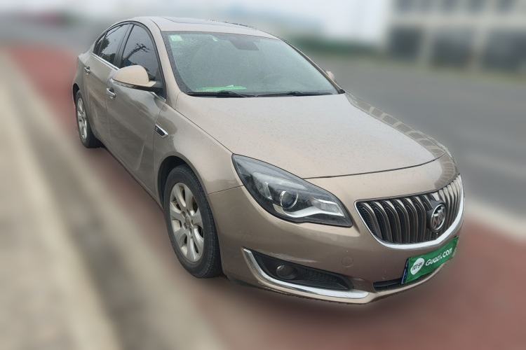 Used Buick Regal 2015 1.6T Elite Tech Model Front Right 45 Deg