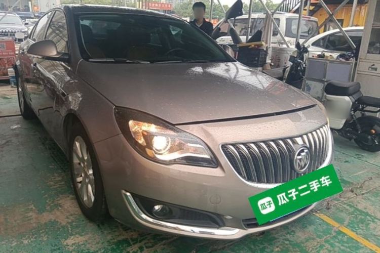 Used Buick Regal 2015 1.6T Elite Tech Model Front Right 45 Deg