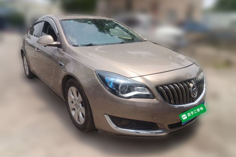 Used Buick Regal 2015 1.6T Elite Tech Model Front Right 45 Deg