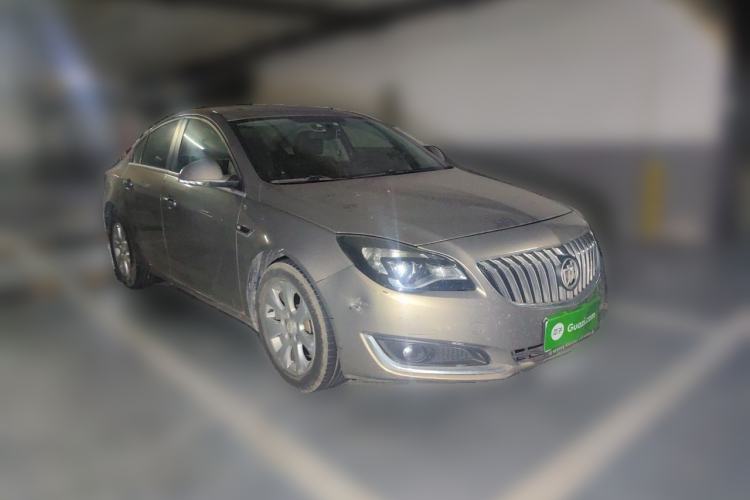 Used Buick Regal 2015 1.6T Leading Technology Model Front Right 45 Deg
