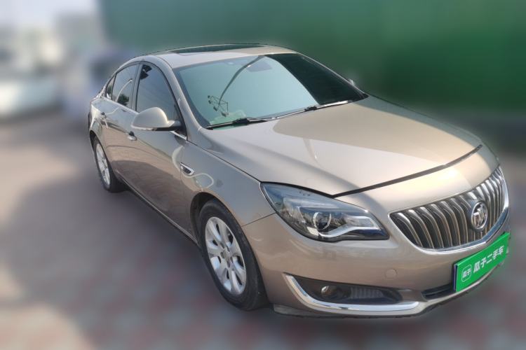 Used Buick Regal 2015 1.6T Elite Tech Model Front Right 45 Deg