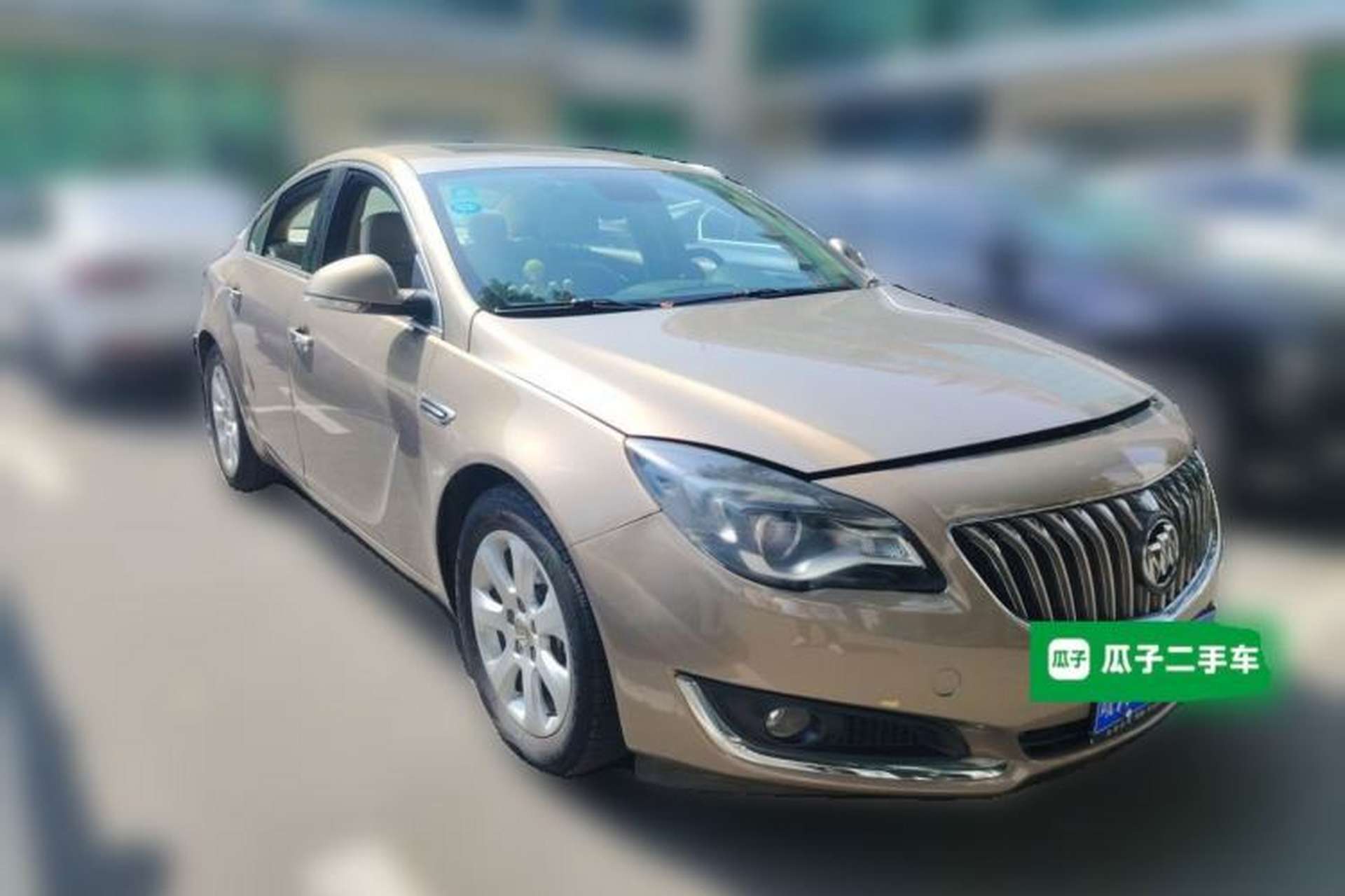 Used Buick Regal 2015 2.0L Elite Fashion Edition Front Right 45 Deg
