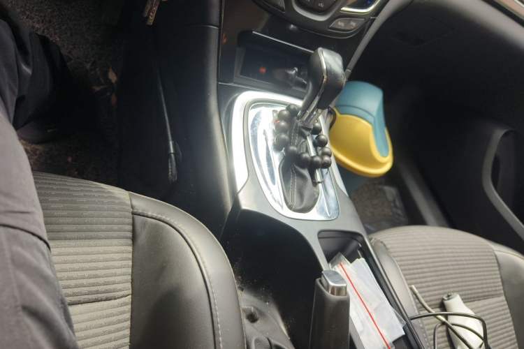 Used Buick Regal 2015 1.6T Leading Technology Model Gear Lever