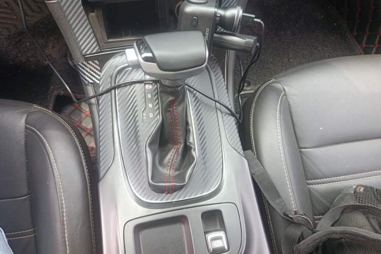 Used Buick Regal 2015 1.6T Elite Tech Model Gear Lever