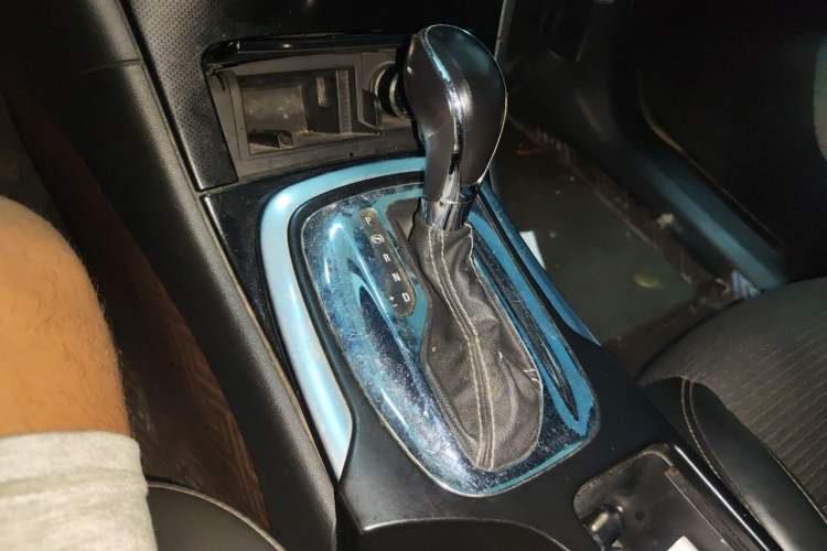 Used Buick Regal 2015 1.6T Leading Technology Model Gear Lever