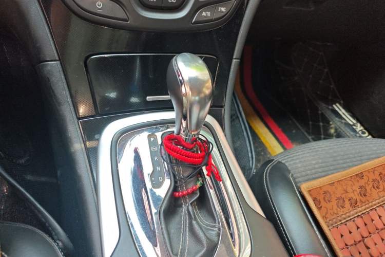 Used Buick Regal 2015 1.6T Leading Technology Model Gear Lever