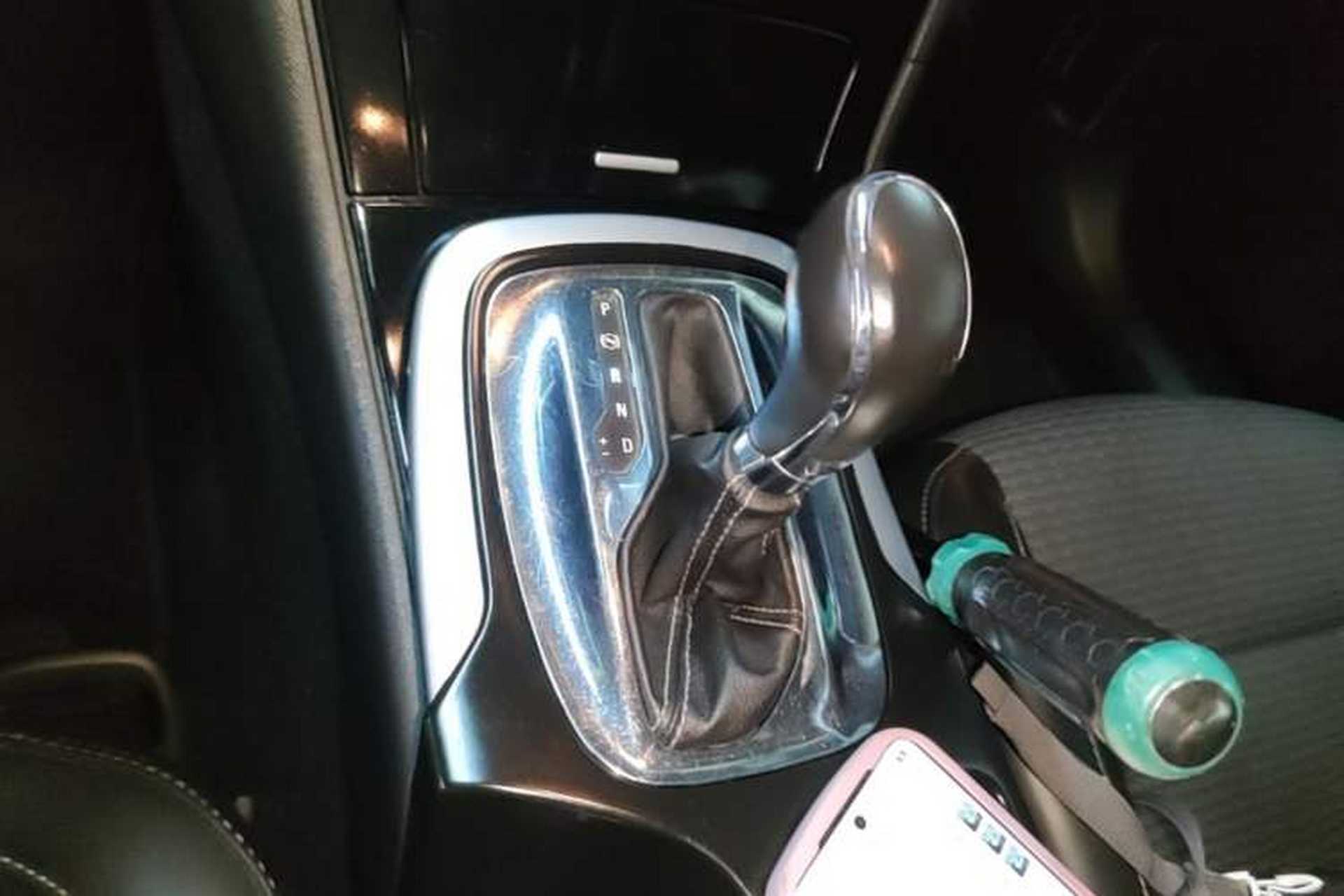 Used Buick Regal 2015 1.6T Leading Technology Model Gear Lever