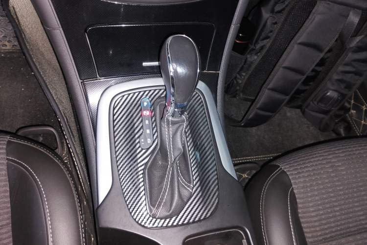Used Buick Regal 2015 1.6T Leading Technology Model Gear Lever