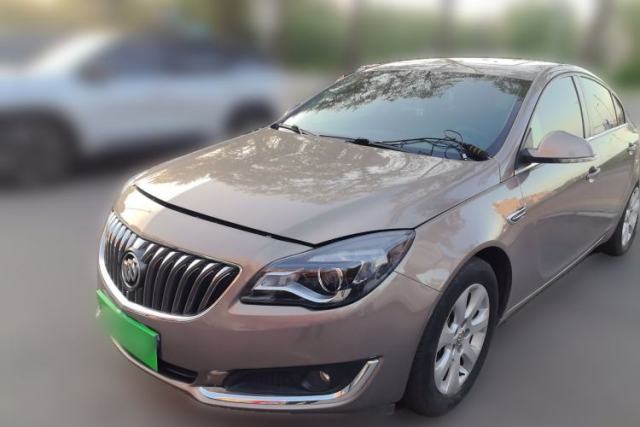Ojetý Buick Regal 2015 2.0L Leading Fashion Edition