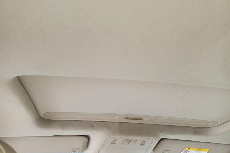 Used Buick Regal 2015 2.0L Elite Fashion Edition Headliner
