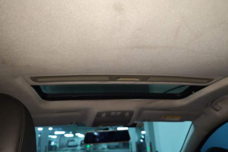 Used Buick Regal 2015 1.6T Leading Technology Model Headliner