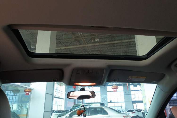 Used Buick Regal 2015 1.6T Leading Technology Model Headliner