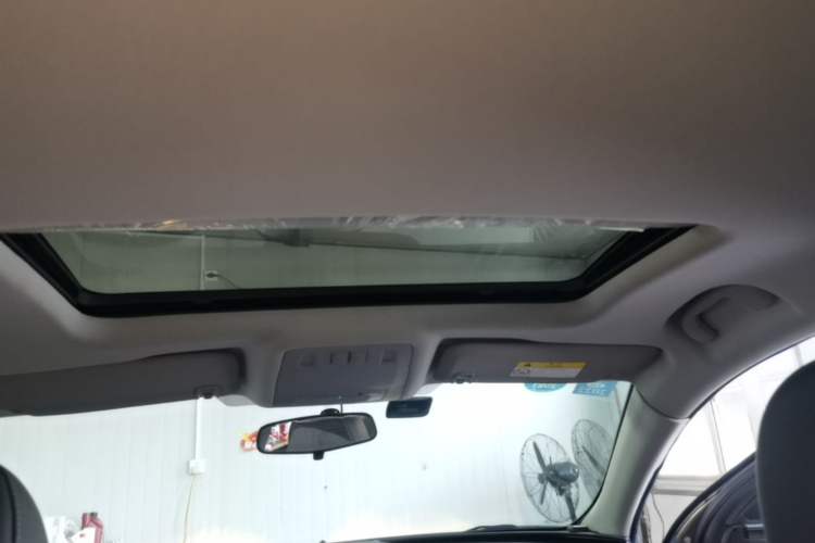 Used Buick Regal 2015 1.6T Leading Technology Model Headliner