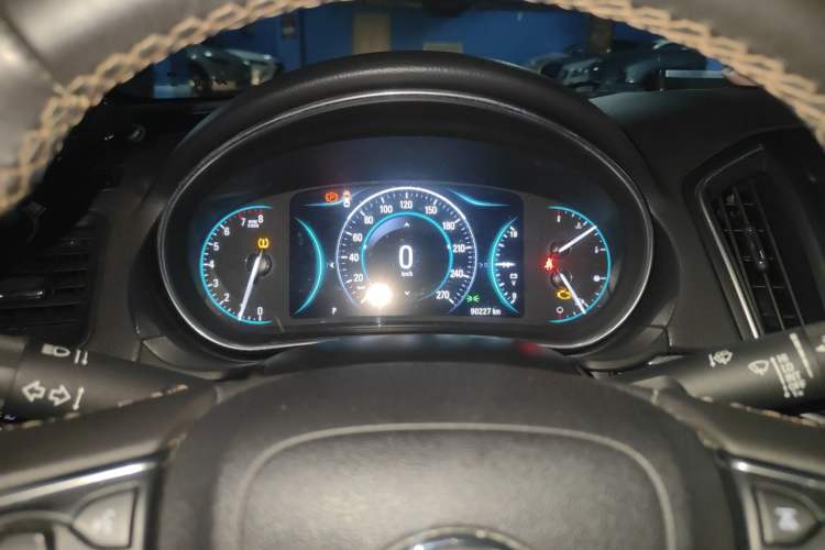 Used Buick Regal 2015 1.6T Elite Tech Model Instrument Cluster