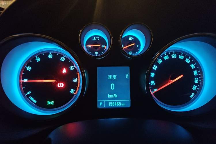 Used Buick Regal 2015 2.0L Leading Fashion Edition Instrument Cluster