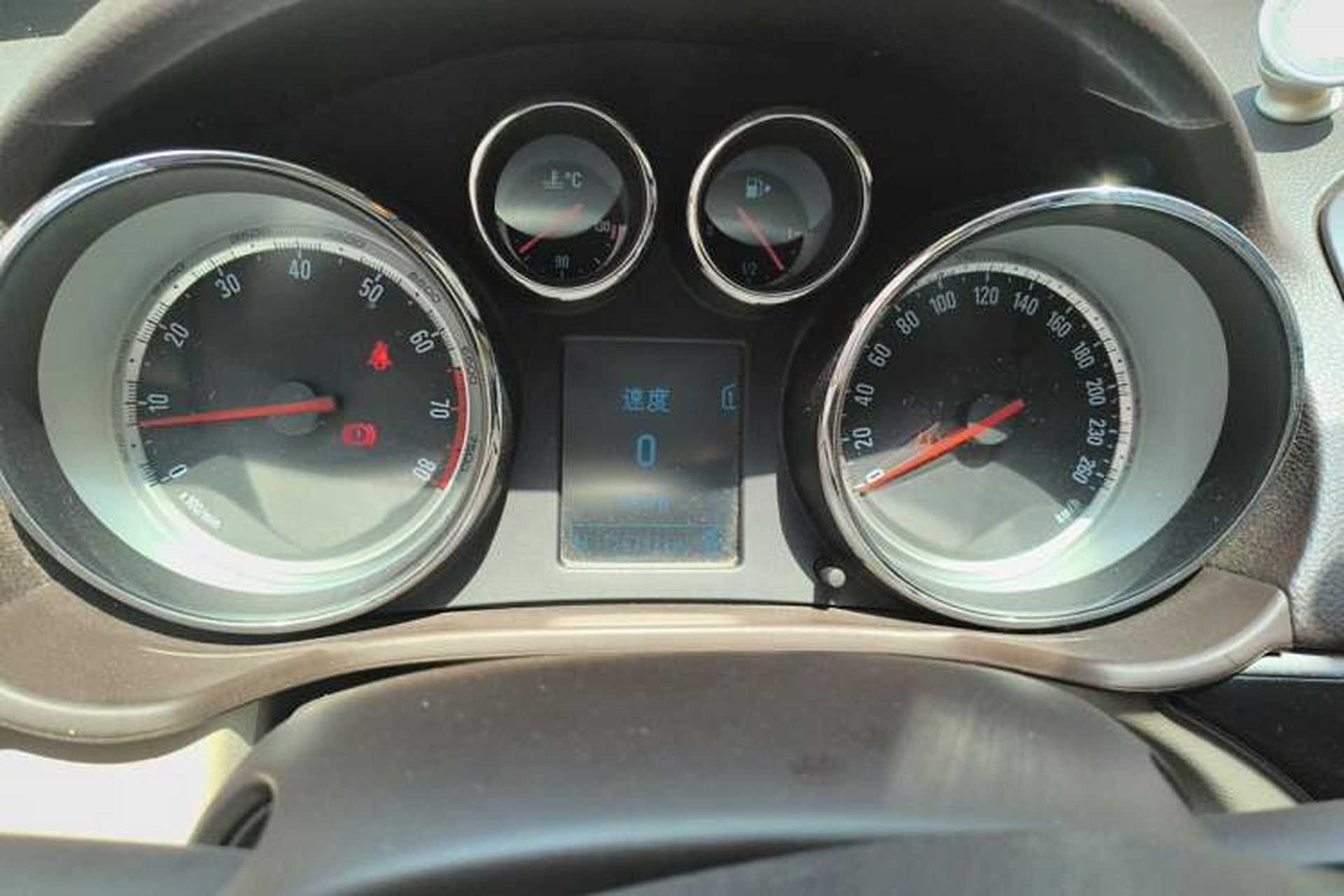 Used Buick Regal 2015 2.0L Leading Fashion Edition Instrument Cluster