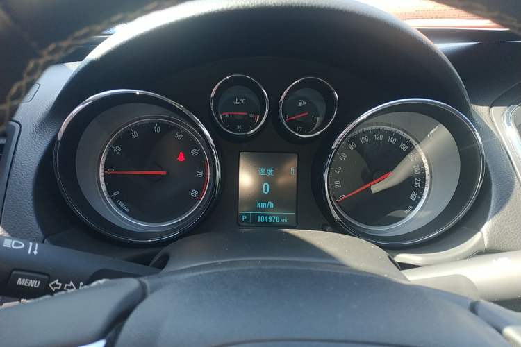 Used Buick Regal 2015 1.6T Fashion Tech Model Instrument Cluster