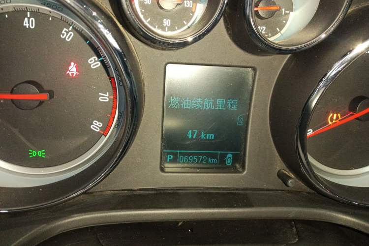 Used Buick Regal 2015 1.6T Leading Technology Model Instrument Cluster