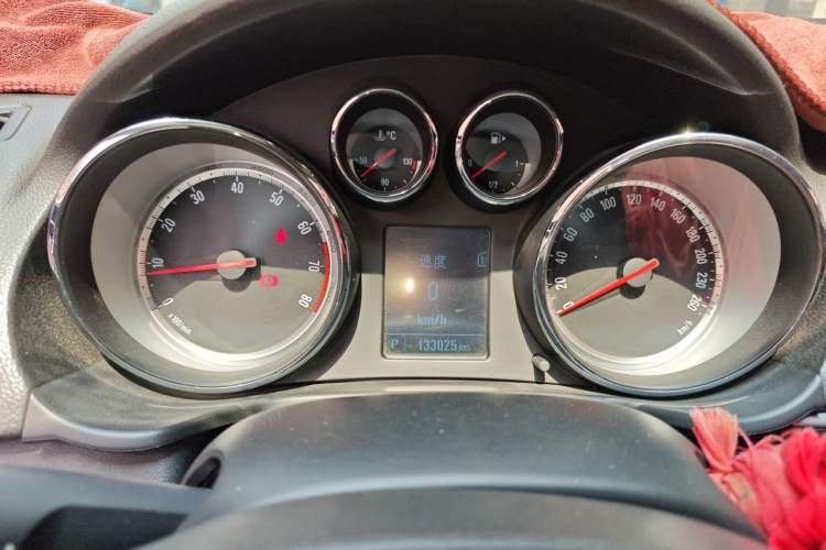 Used Buick Regal 2015 1.6T Leading Technology Model Instrument Cluster