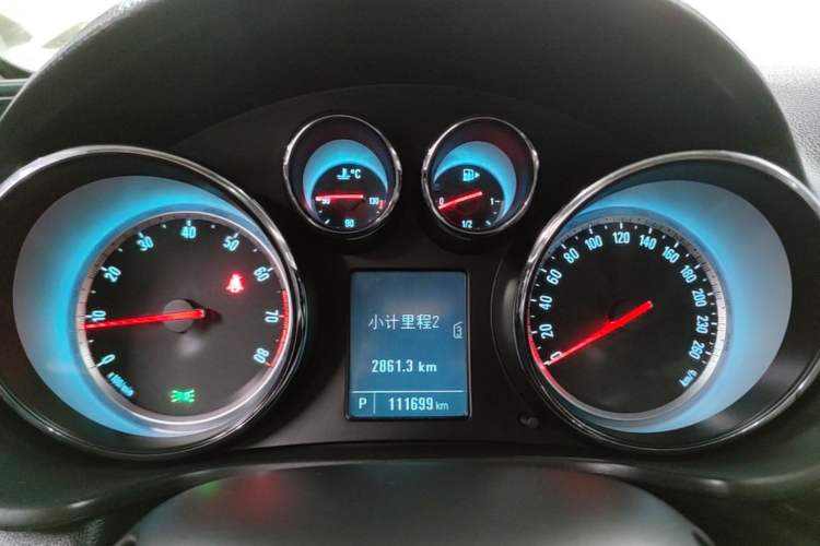 Used Buick Regal 2015 1.6T Leading Technology Model Instrument Cluster