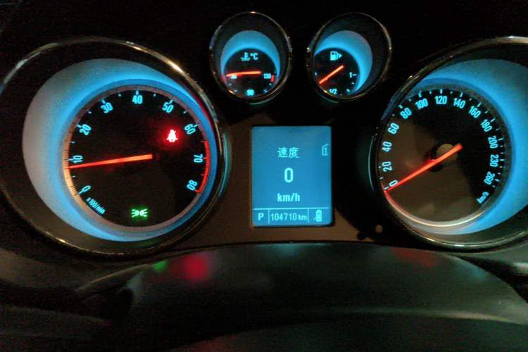 Used Buick Regal 2015 1.6T Fashion Tech Model Instrument Cluster