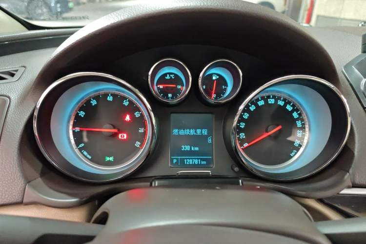 Used Buick Regal 2015 2.0L Leading Fashion Edition Instrument Cluster