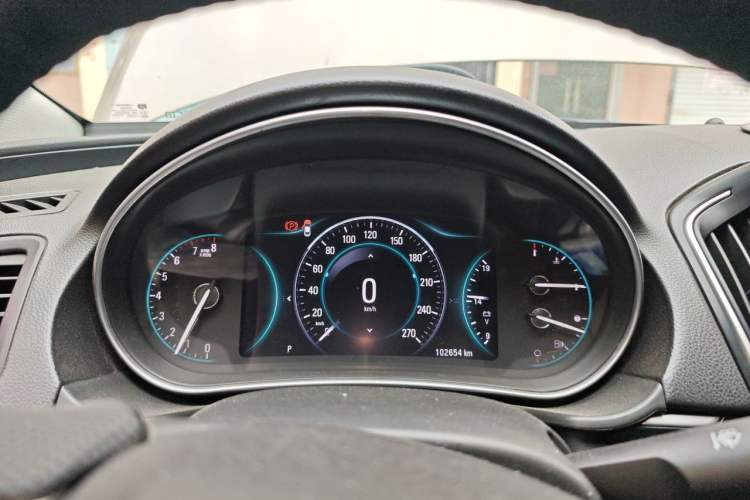 Used Buick Regal 2015 1.6T Elite Tech Model Instrument Cluster