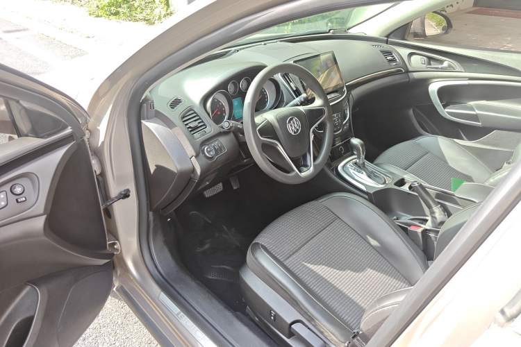 Used Buick Regal 2015 1.6T Leading Technology Model Interior 1