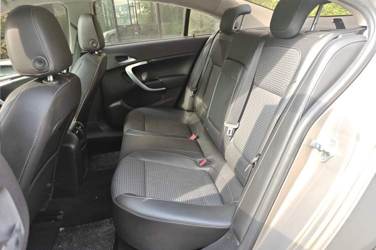 Used Buick Regal 2015 1.6T Leading Technology Model Interior 2